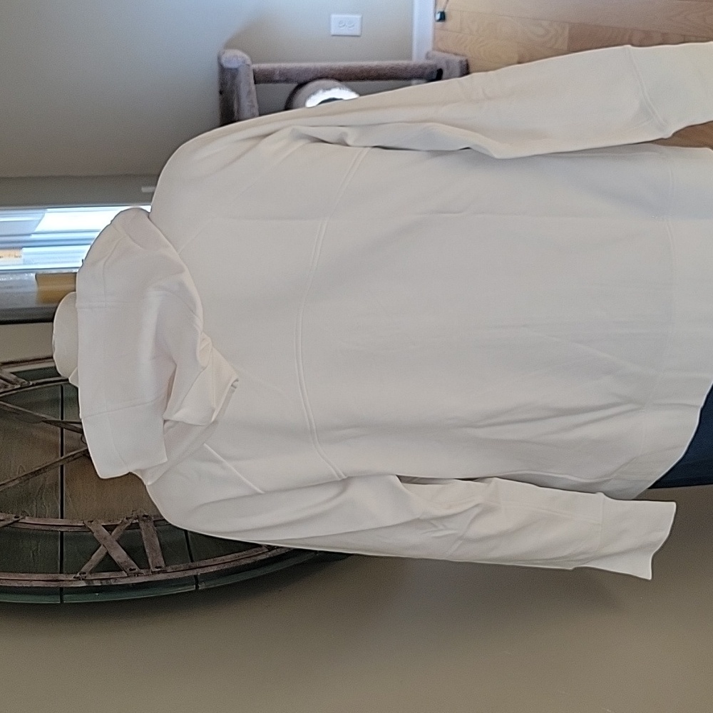 Athleta Triumph Hoodie In White - Picture 6 of 16